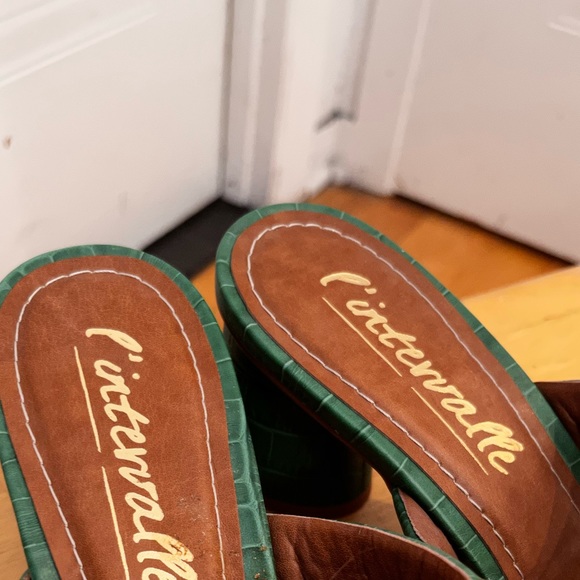 Intervalle Green Croco Heel Sandals - Picture 2 of 3
